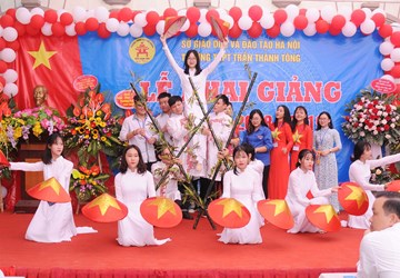 Ảnh khải giảng