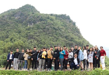 Ảnh hoạt động ngoại khóa Mai Châu-Hòa Bình